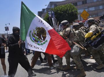 Sheinbaum reporta 61 mexicanos detenidos en redadas en EU; están en centros de detención, informa