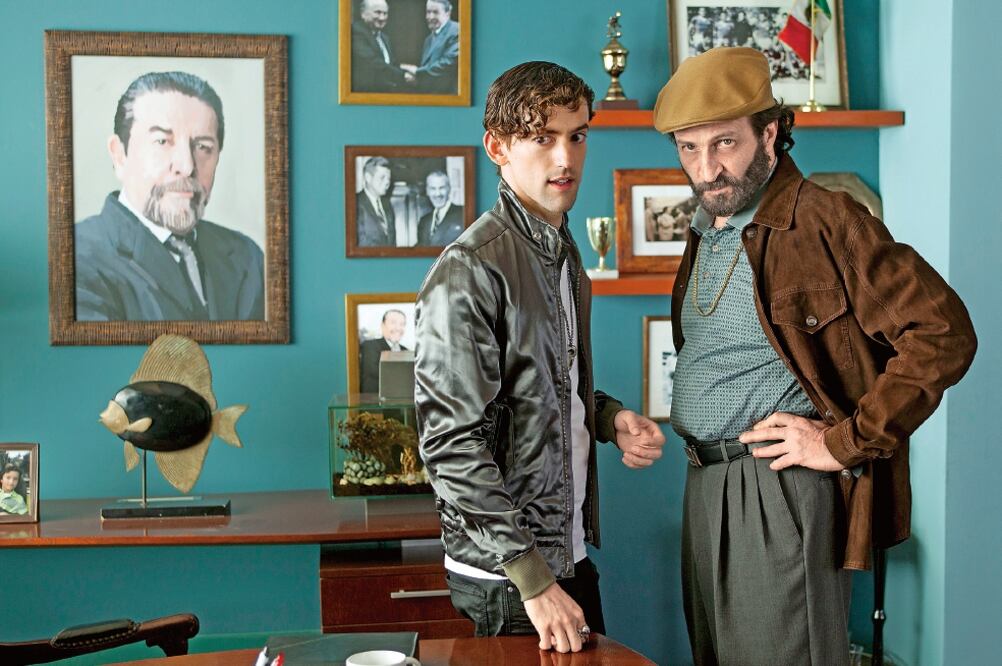 'Club de cuervos' fue la primera serie producida en México por Netflix, con las actuaciones de Luis Gerardo Méndez y Daniel Giménez Cacho (ESPECIAL)