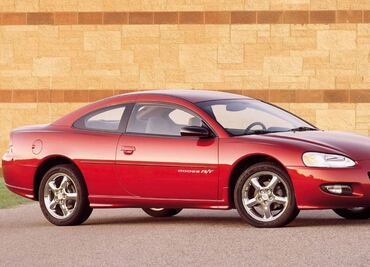 Por qué amamos al Dodge Stratus