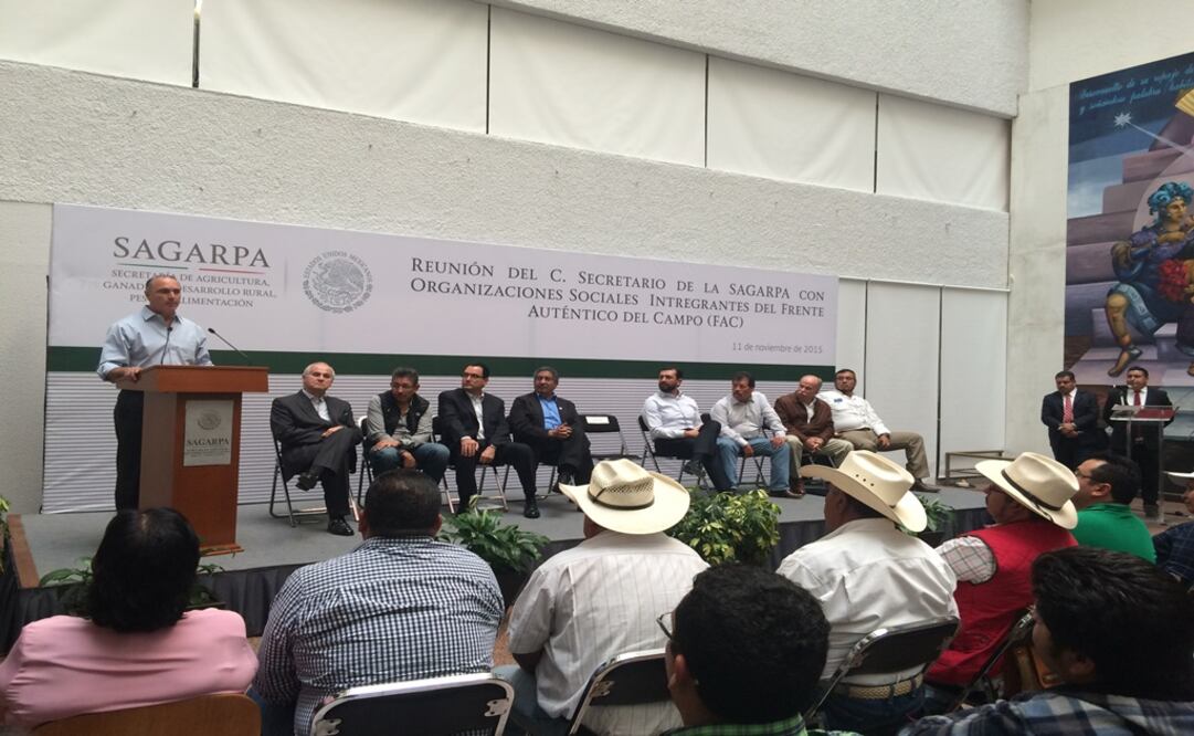 Sagarpa y campesinos acuerdan mantener diálogo