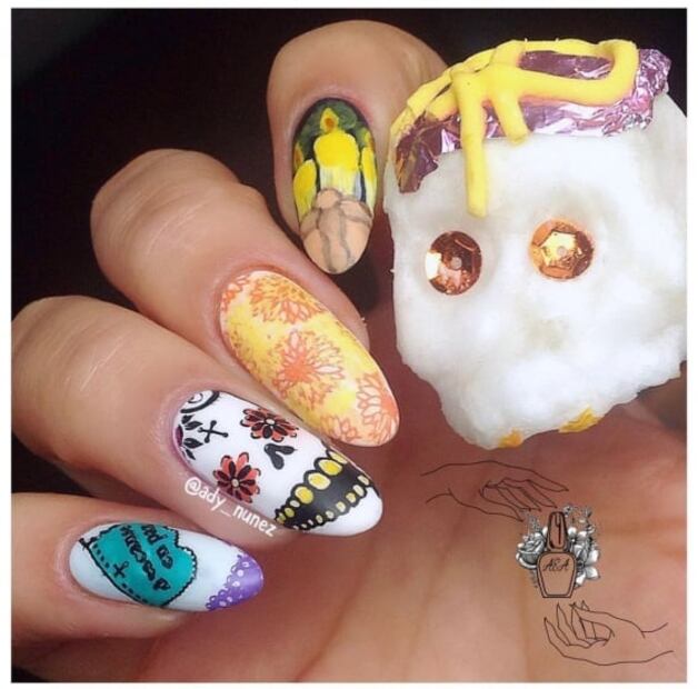 Diseños de uñas ideales para Día de Muertos