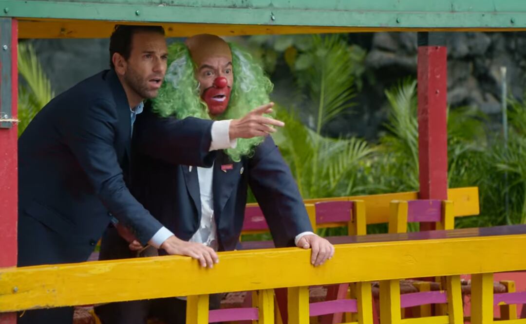 Brozo y Loret se unieron en una nueva misión para analizar las aristas que tiene el huachicol fiscal. Foto: Captura de pantalla YouTube