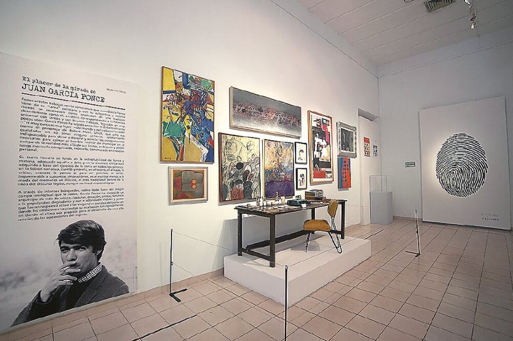 La exposición recrea el estudio del ensayista y crítico de arte (CORTESÍA: MUSEO MACAY)