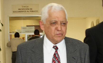 Familia espera paciente la extubación de Eduardo Moreno Laparade 