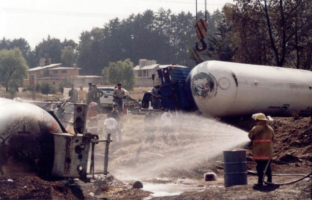 El accidente se registró a las 3:00 horas en el kilómetro 57 de la carretera Victoria-Matamoros. Foto Archivo/EL UNIVERSAL
