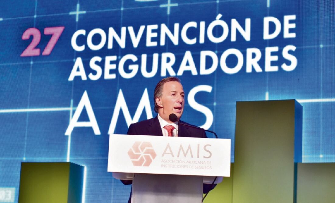 José Antonio Meade, titular de Hacienda, dijo que, además de la aprobación de la ley federal contra el robo de combustibles, serán necesarios más cambios (SHCP)