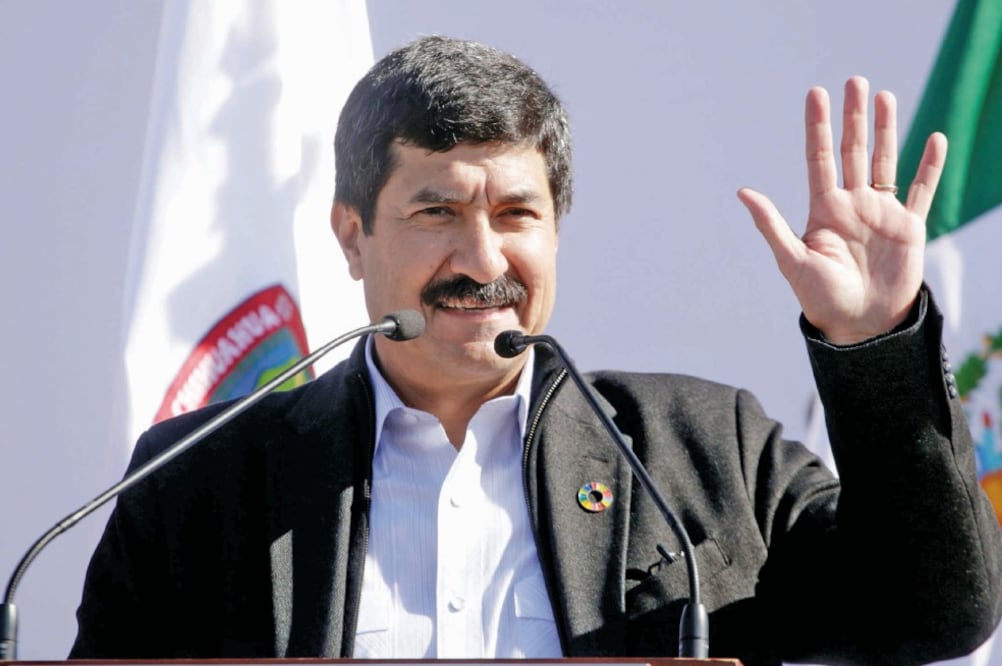 Javier Corral, gobernador de Chihuahua, lleva a cabo la Caravana por la Dignidad para exigir la detención de Duarte (JOSÉ LUIS GONZÁLEZ. EL UNIVERSAL)