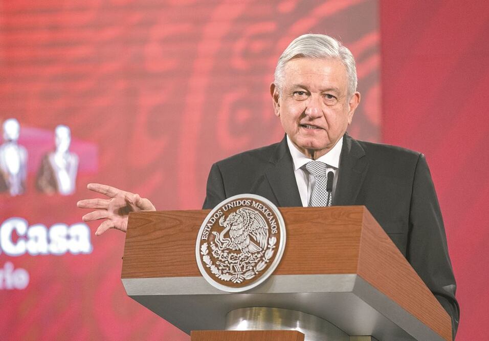 Andrés Manuel López Obrador dijo que no descarta plantear a Donald Trump —de concretarse un encuentro en junio próximo— un acuerdo migratorio. SERGIO TAPIA. EL UNIVERSAL