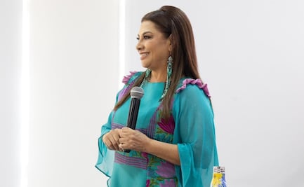 Brugada llama a revisar función social de medios