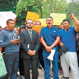 Durazo, a reunión con legisladores