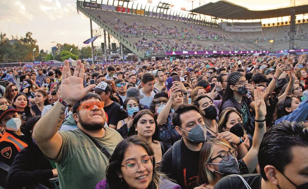 La banda interpretó éxitos como “My generation” y “Nookie”. Fotos: Germán Espinosa y Elizabeth Escobar/ EL UNIVERSAL/OCESA.