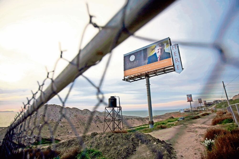 Entre 2006 y 2007, el ahora presidente de Estados Unidos y sus hijos promovieron la venta de departamentos en el Trump Ocean Resort Baja Mexico, un proyecto inmobiliario en el que más de 200 personas perdieron su inversión (ARCHIVO EL UNIVERSAL)