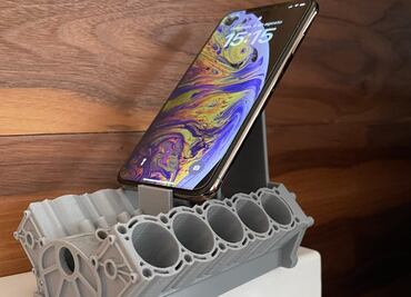 Soportes para celular con forma de motor de auto