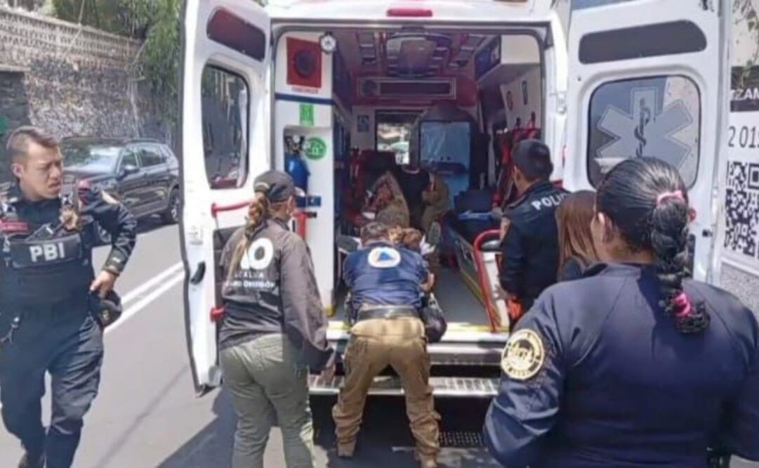 Balean a dos hombres afuera de una iglesia en la Álvaro Obregón (24/04/2025). Foto: Especial