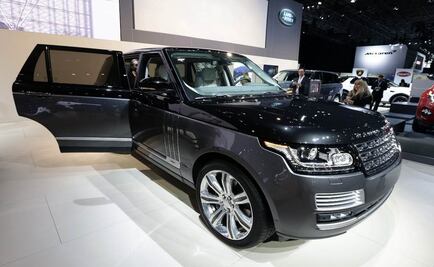 Land Rover retira 65 mil camionetas en EU