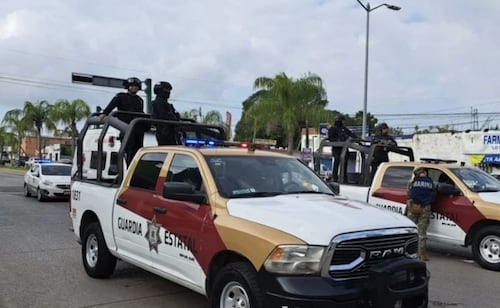 Fiscalía de Tamaulipas detiene a dos por robo con violencia en banco de Tampico; sujetos habían huido en una motocicleta