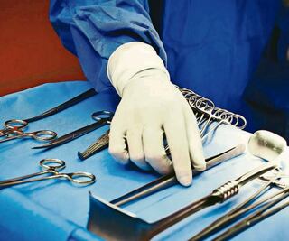 Doctora acusada de intento de homicidio de magistrado llevará proceso en libertad