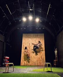 Avistamiento de ballenas indaga en el amor y sus formas actuales