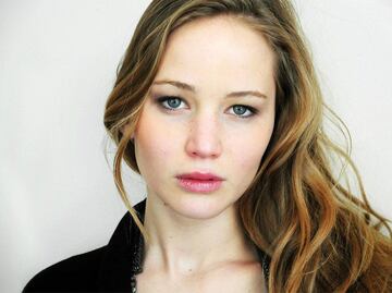 Condenan a hacker que difundió fotos de Jennifer Lawrence