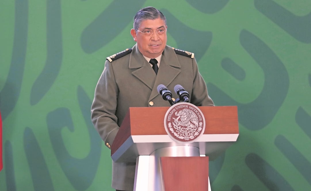 Refrendamos nuestro deber permanente de lealtad, honor y vocación de servicio a México, dijo Luis Cresencio Sandoval, titular de Sedena. Fotos: Juan Boites. EL UNIVERSAL