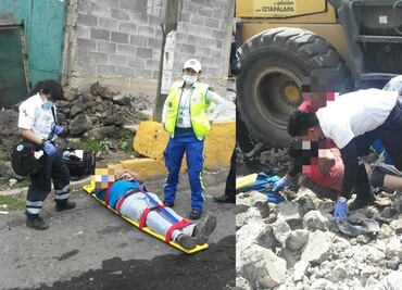 Cae barda en Iztapalapa; dos trabajadores resultan lesionados
