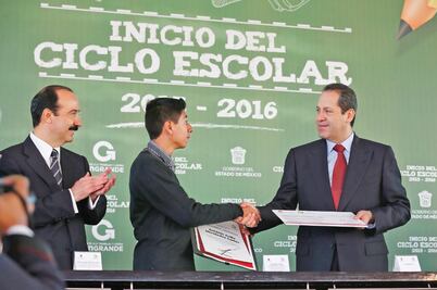 Eruviel Ávila inaugura ciclo escolar 2015- 2016
