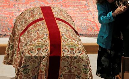 Grupo antigay protesta en funeral de víctima de matanza de Orlando 