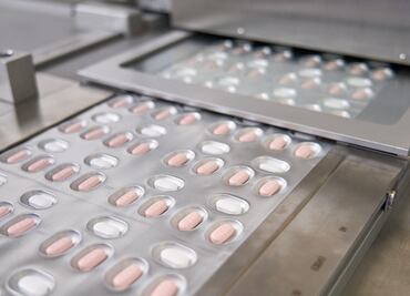 ¿Qué sabemos de las píldoras para tratar el Covid-19 de Pfizer y Merck?