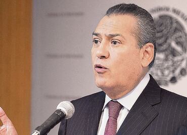 Manlio Fabio Beltrones advierte que permanencia de Alito Moreno no es la solución al problema