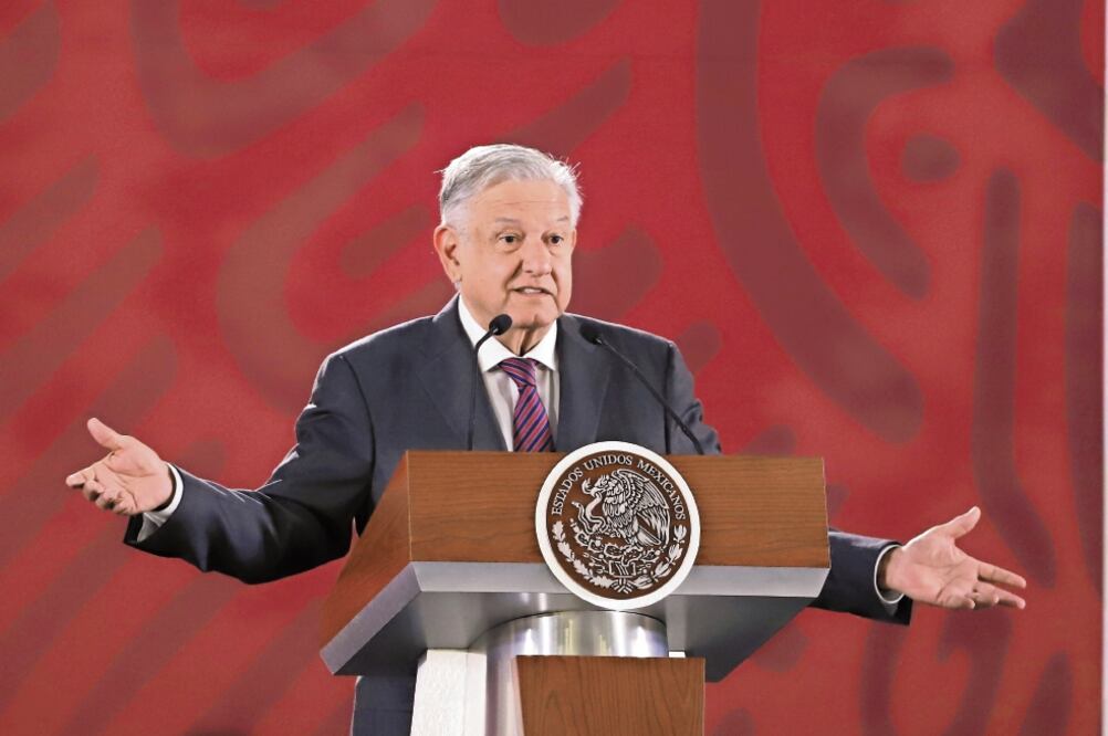 El presidente López Obrador insistió en que se debe cuidar qué tipo de empresas participan en los proyectos y obras de infraestructura. Foto: ARCHIVO EL UNIVERSAL