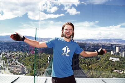 Da un paseo por Reforma a 246 metros de altura 