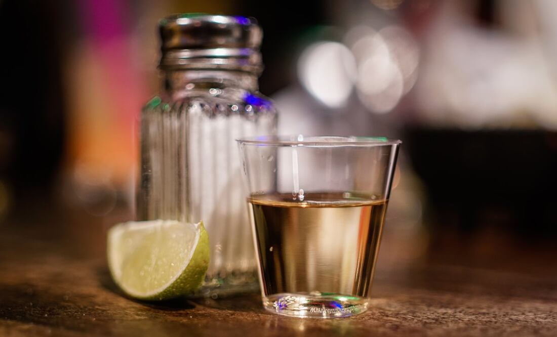 Los expertos indican que el mezcal tiene efectos tranquilizantes / Foto: Unsplash