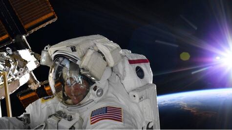 ¿Cuánto cuesta fabricar un traje espacial? Sólo hay 4 en la Estación Espacial