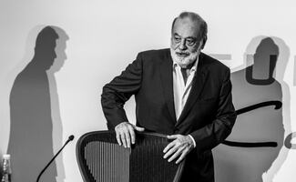 Slim minimiza baja de Moody’s; anuncia inversión de 5 mil mdd en México