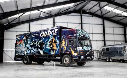 Banksy crea el camión más costoso del mundo