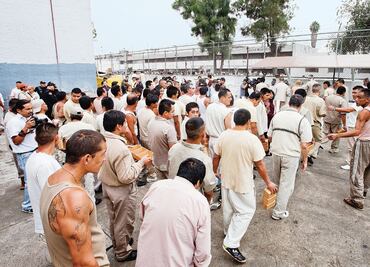 UNAM: reclusorios, lejos de la readaptación social
