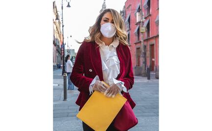 Ninel Conde asiste a Palacio Nacional para entregar carta a AMLO