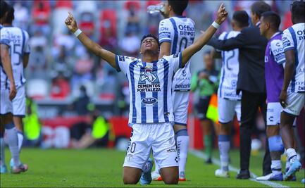 Pachuca aplasta al Toluca en el Nemesio Diez