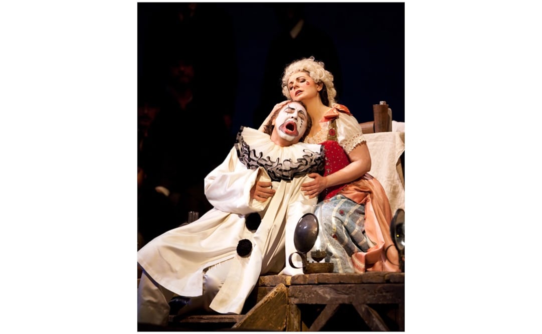 La ópera "Pagliacci", que presentará en el Teatro Degollado desbordará emociones entre el público. Foto: AP/Metropolitan Opera/Marty Soh