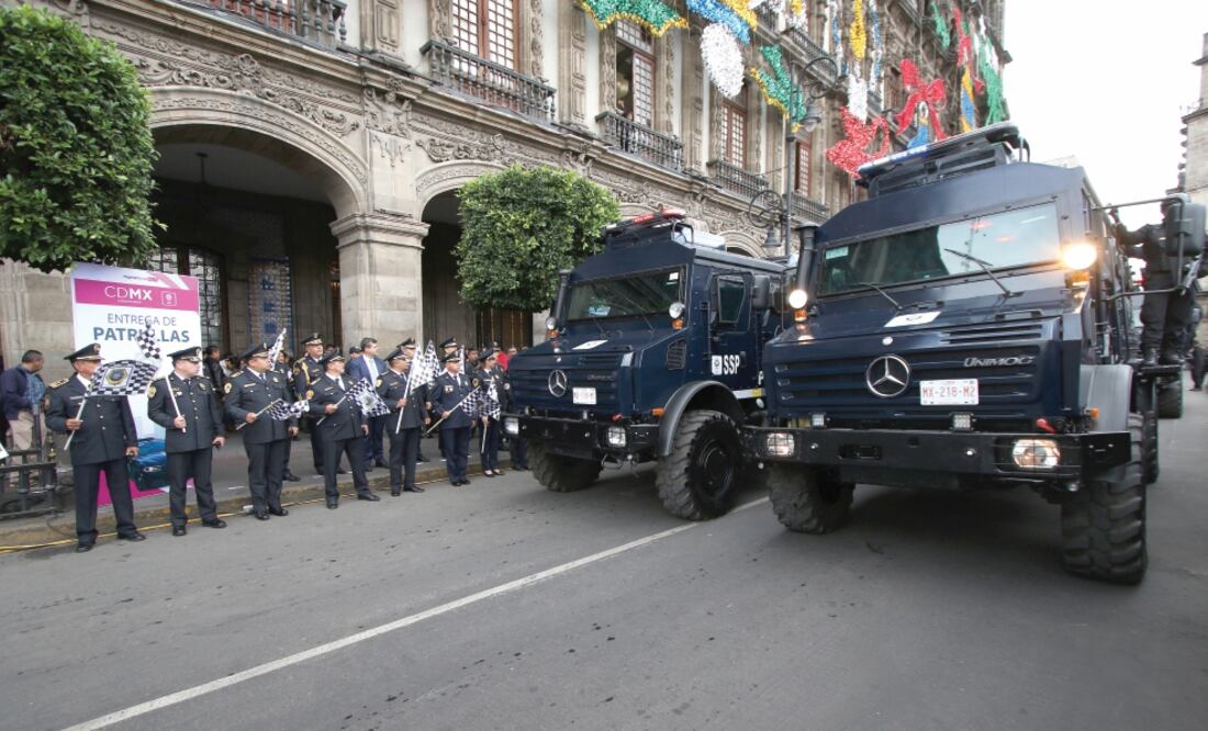 El Gobierno capitalino invirtió 119 millones 717 mil 380 pesos en 74 vehículos Charger patrulla, 17 Aveo adaptados a patrulla y seis Unimog blindados. (CARLOS MEJÍA. EL UNIVERSAL)