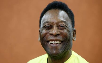 Pelé es operado de la columna en Sao Paulo 
