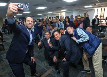 “La Presidenta tiene que dar una señal de poder”: Carlos Loret con suscriptores de EL UNIVERSAL