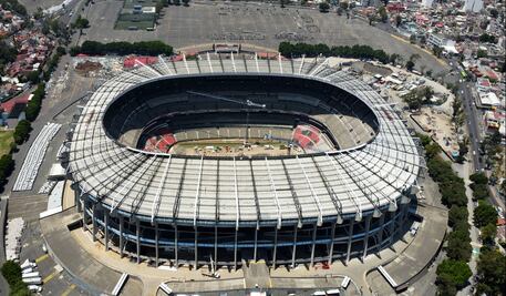 Primer golpe legal por los palcos del Estadio Azteca rumbo al Mundial 2026; palcohabiente acude a la Profeco