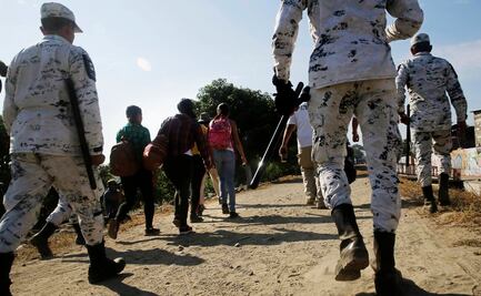 EU elogia a México por contener caravana migrante; advierte deportaciones