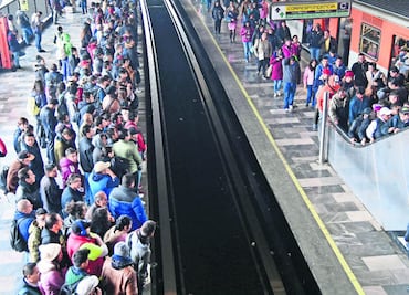 Segundo día de caos y retrasos en servicio del Metro