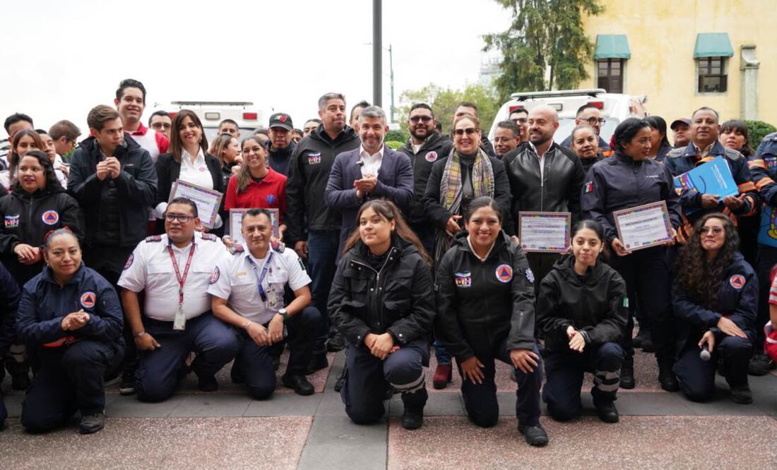 Alcaldía Miguel Hidalgo reconoce labor de socorristas, voluntarios y paramédicos (24/06/2025). Foto: Especial
