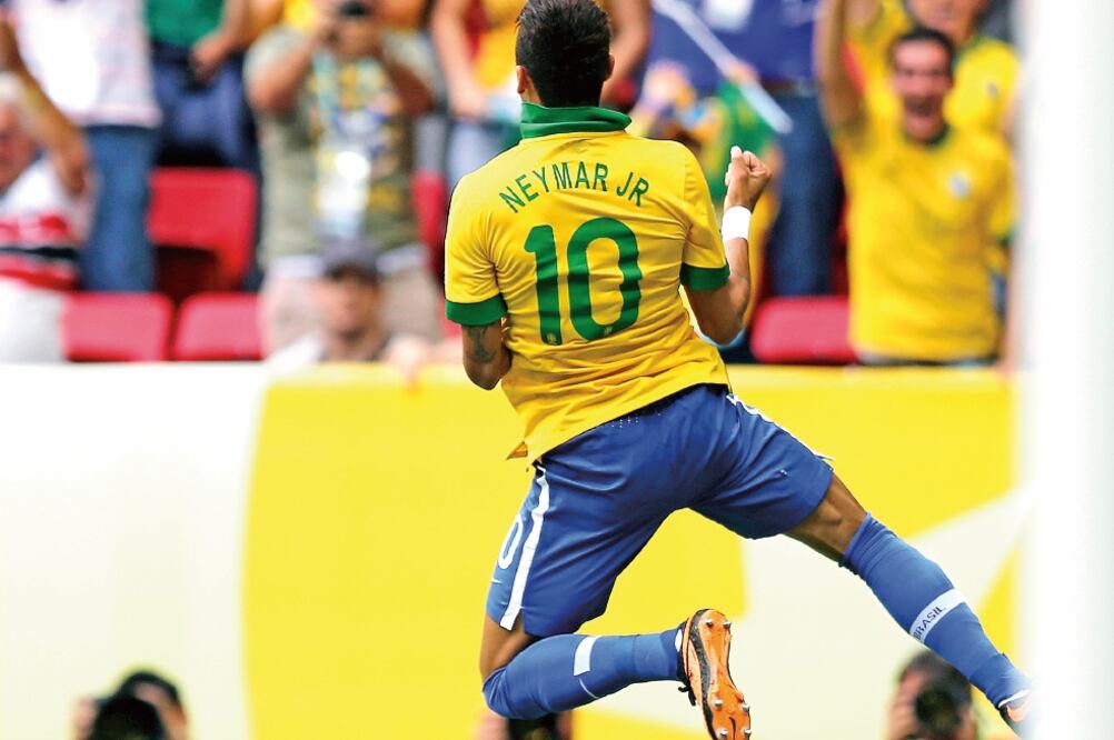 Neymar espera guiar a Brasil a la conquista áurea en su casa (GUSTAVO ORTIZ. JAM MEDIA)