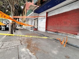 Locatarios de Azcapotzalco reportan pérdidas económicas tras descubrimiento de toma clandestina; ¿Cómo voy a trabajar?, se quejan