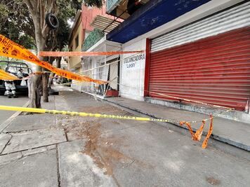 Locatarios de Azcapotzalco reportan pérdidas económicas tras descubrimiento de toma clandestina; ¿Cómo voy a trabajar?, se quejan