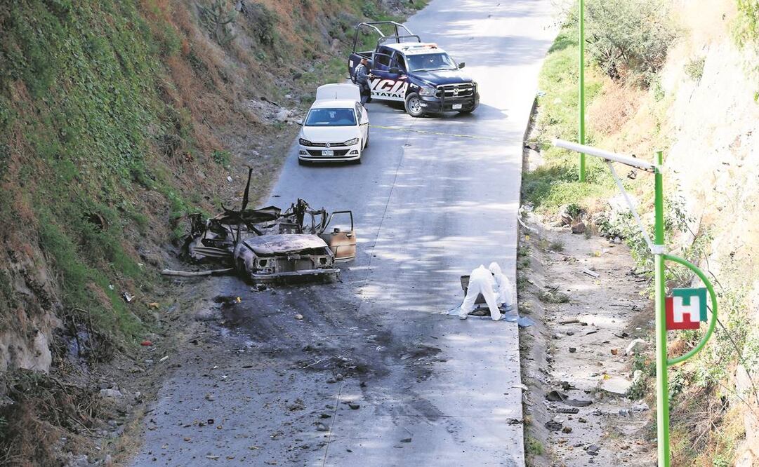 Para lograr la fuga, los hampo- nes estallaron dos carro bomba. Foto: Especial.